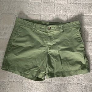 Gap green shorts